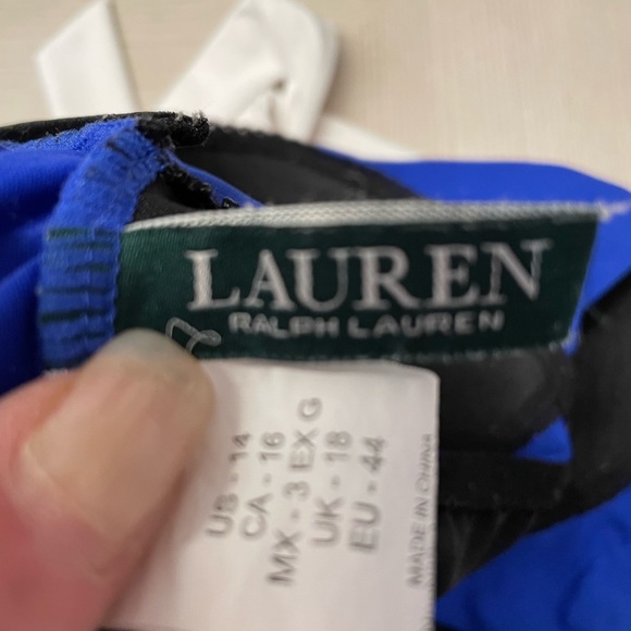 Ralph Lauren Navy & White Swimsuit with ruched sides is size 14 - Picture 7 of 7